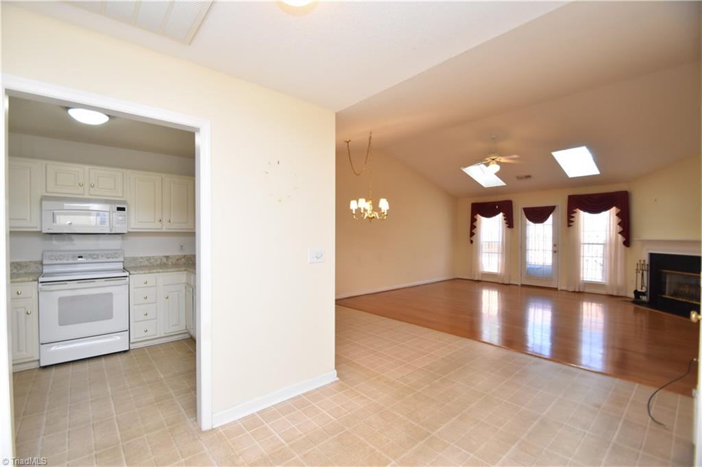 4473 Fair Oaks Lane, High Point, North Carolina image 20
