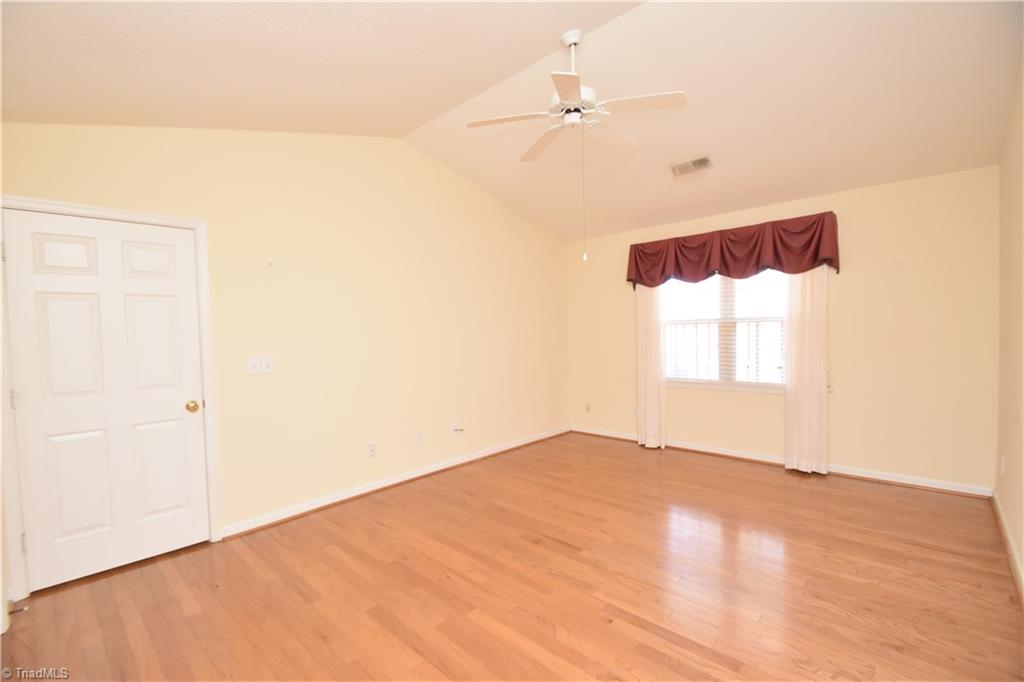 4473 Fair Oaks Lane, High Point, North Carolina image 36