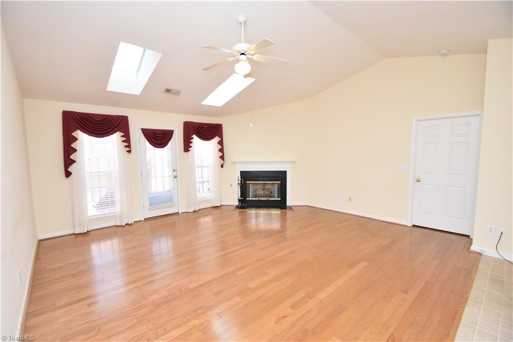 4473 Fair Oaks Lane, High Point, North Carolina image 28