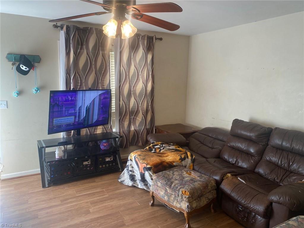 510 S Mineral Springs Drive, Jonesville, North Carolina image 4