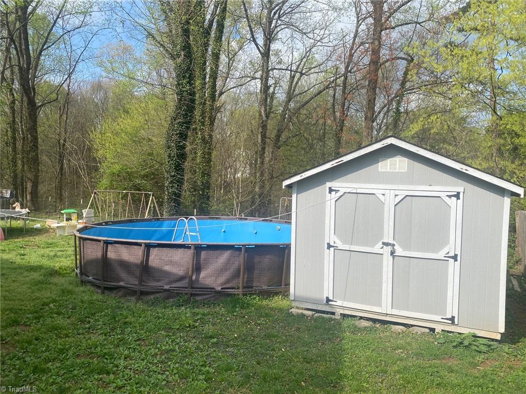 510 S Mineral Springs Drive, Jonesville, North Carolina image 5