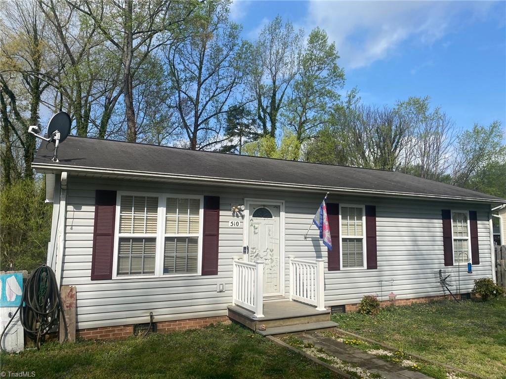 510 S Mineral Springs Drive, Jonesville, North Carolina image 2