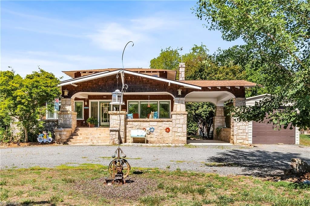 637 Stokesburg Road, Walnut Cove, NC, 27052
