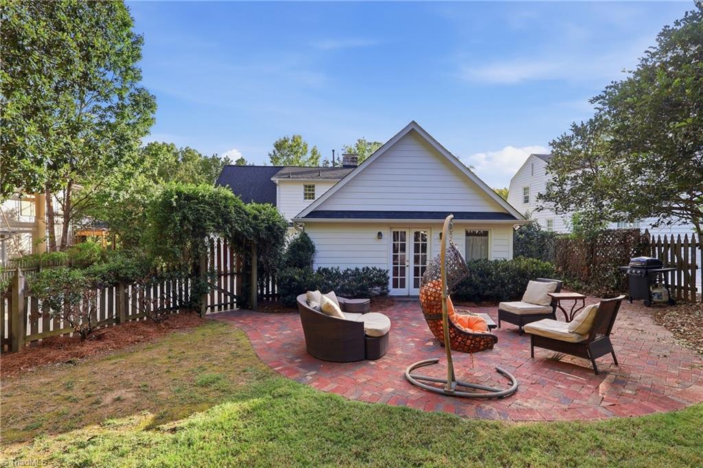 212 Country Club Drive