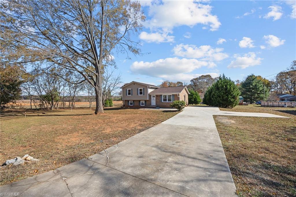 1547 New Jersey Church Road