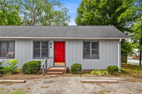 Multifamily For Rent - 507 3rd Avenue<br/> Siler City, NC 27344