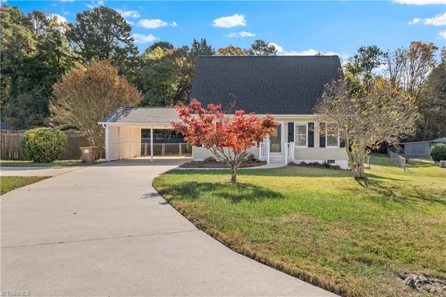 111 Hunterview Court, Winston-salem, NC, 27107
