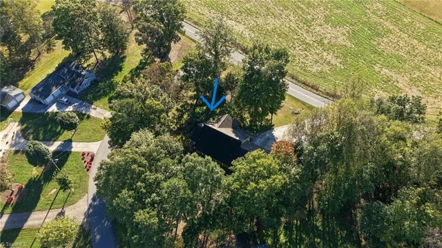 2765 Airport Road, photo 5 of 50