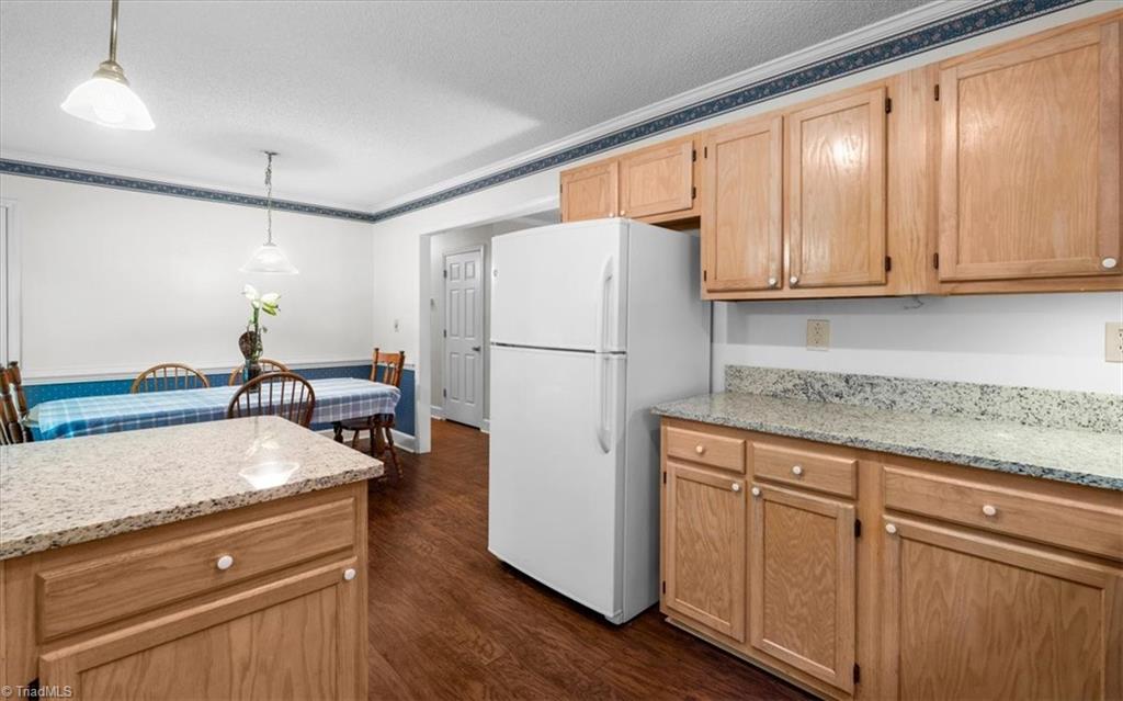 6827 Taylor Woods Lane, Pleasant Garden, North Carolina image 16