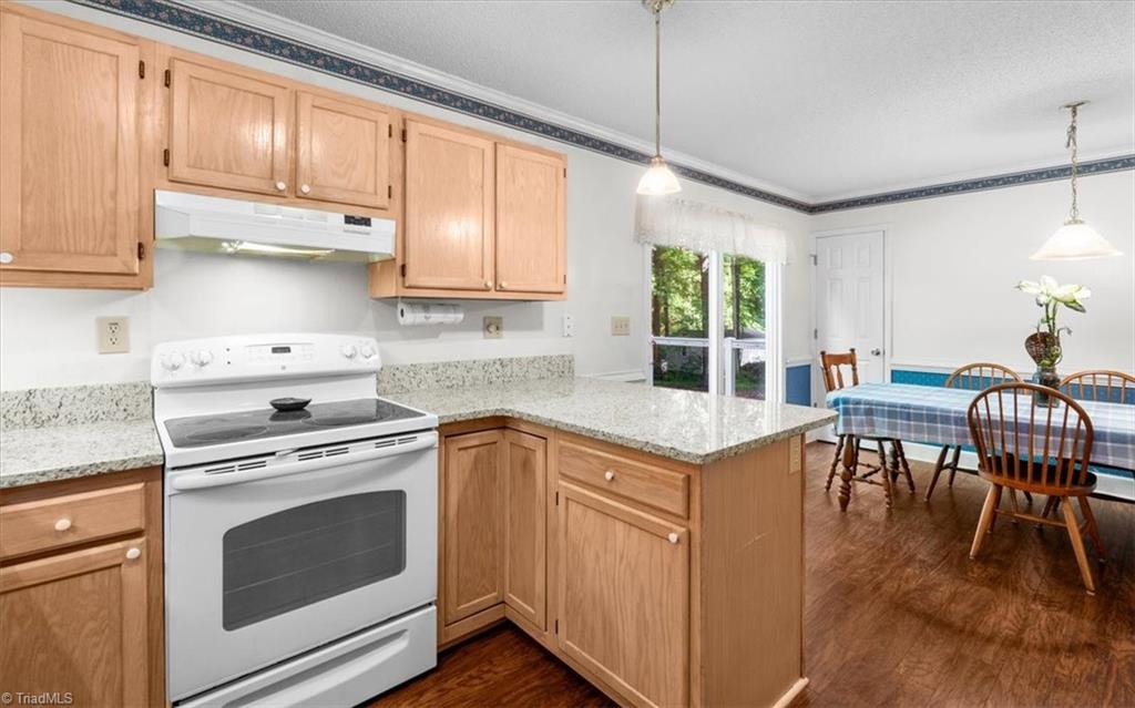 6827 Taylor Woods Lane, Pleasant Garden, North Carolina image 15