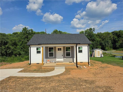Homes For Sale - 454 Loach Street<br/> Asheboro, NC 27203