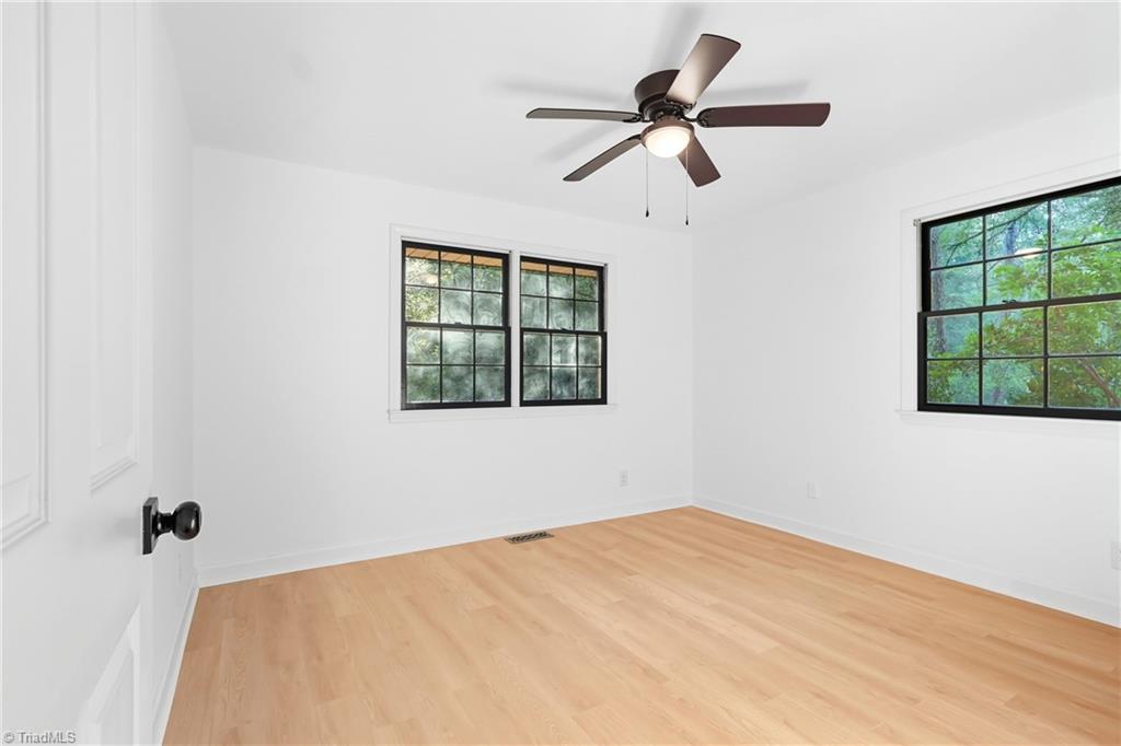 Walkertown, North Carolina 27051, United States, 3 Bedrooms Bedrooms, ,2 BathroomsBathrooms,Residential,Active,209901