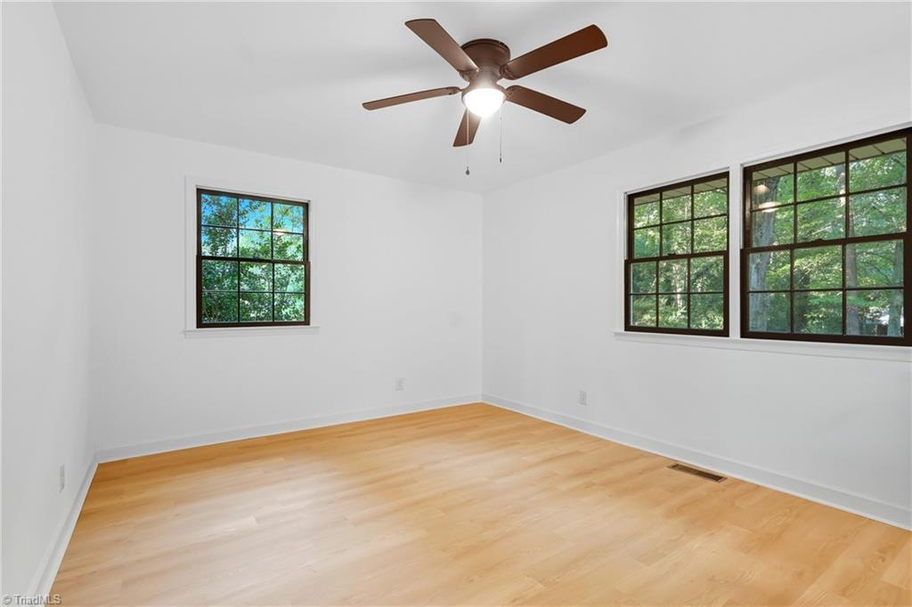 Walkertown, North Carolina 27051, United States, 3 Bedrooms Bedrooms, ,2 BathroomsBathrooms,Residential,Active,209901