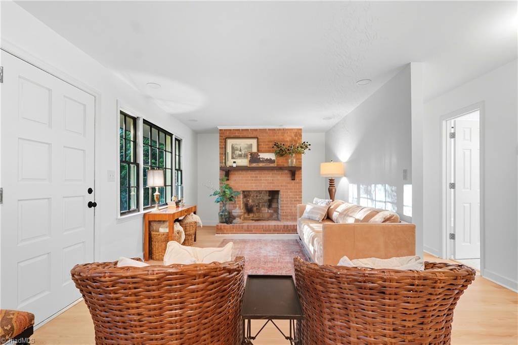 Walkertown, North Carolina 27051, United States, 3 Bedrooms Bedrooms, ,2 BathroomsBathrooms,Residential,Active,209901