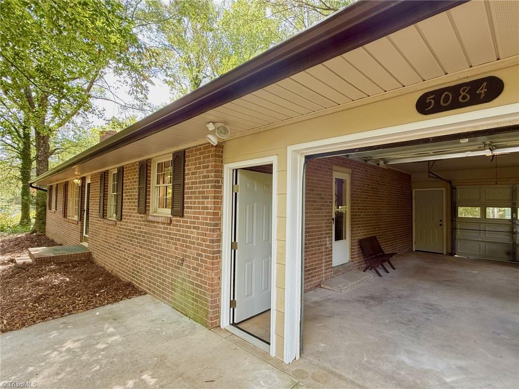 Walkertown, North Carolina 27051, United States, 3 Bedrooms Bedrooms, ,2 BathroomsBathrooms,Residential,Active,209901