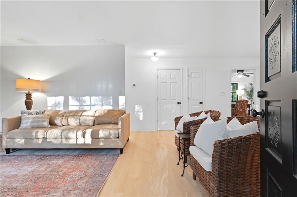 Walkertown, North Carolina 27051, United States, 3 Bedrooms Bedrooms, ,2 BathroomsBathrooms,Residential,Active,209901