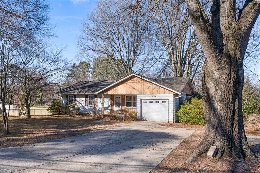1901 Brewer Road