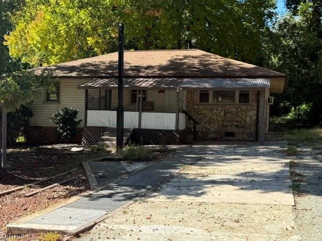 1506 Hanner Street, photo 1 of 15