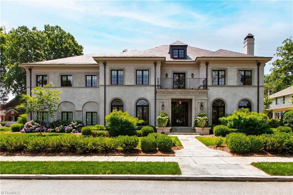 Photo of 301 Wentworth Drive, Greensboro, NC 27408 (MLS # 1187463)