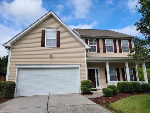 Photo of 744 Celtic Crossing Drive, High Point, NC 27265 (MLS # 1212416)