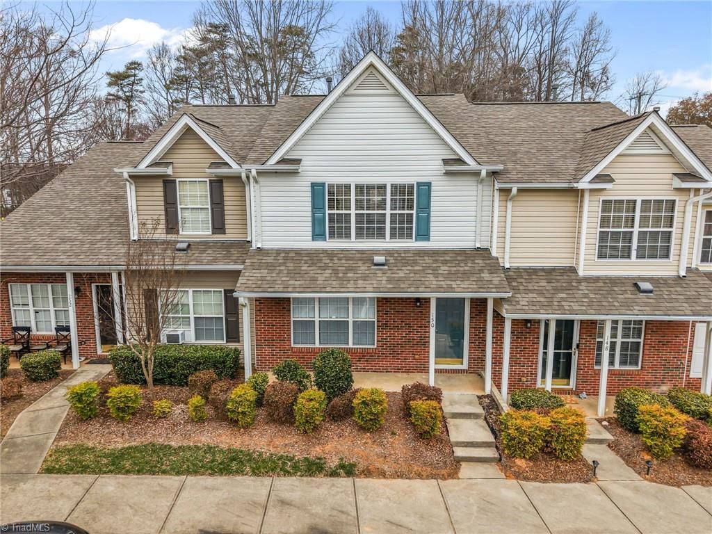 Photo of 150 Tannenbaum Circle, Greensboro, NC 27410 (MLS # 1210122)