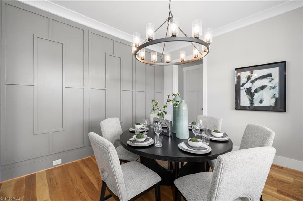 Winston-Salem, North Carolina 27106, United States, 4 Bedrooms Bedrooms, ,4 BathroomsBathrooms,Residential,Active,220052