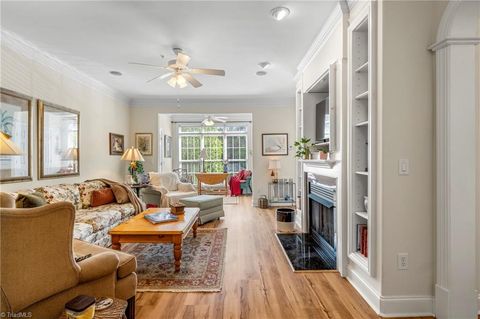 Condo For Sale - 524 College Road #207<br/> Guilford County, Greensboro, NC 27410