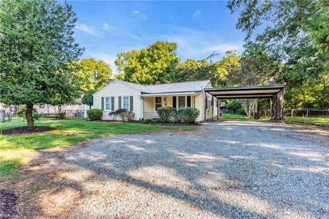 Photo of 344 Owens Road, Lexington, NC 27292 (MLS # 1234588)
