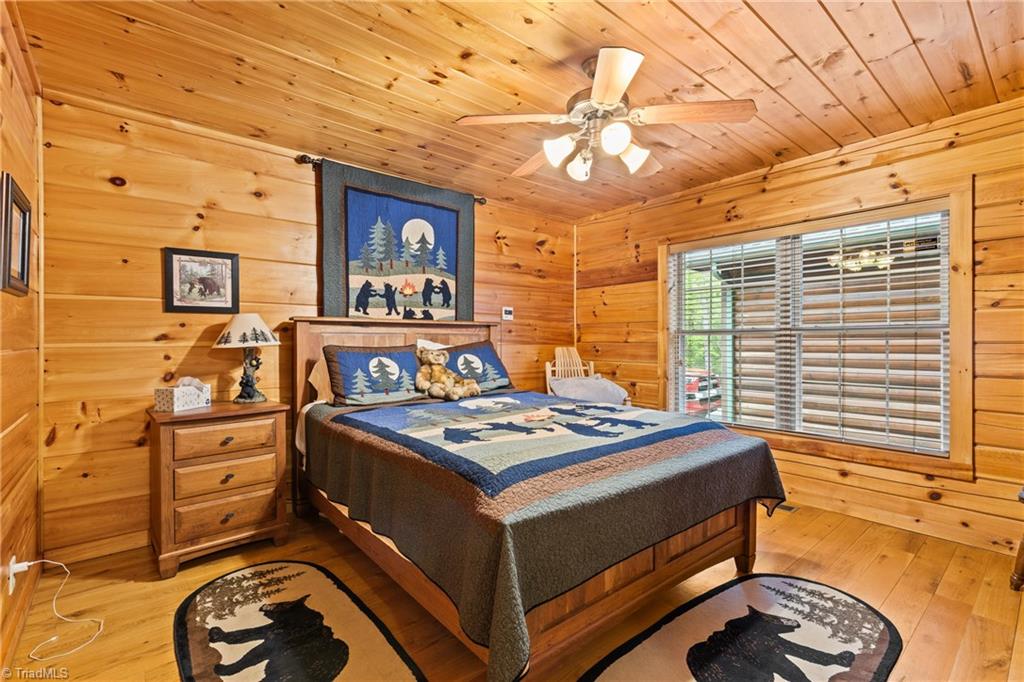 28 Outback Trail, Nebo, North Carolina image 16