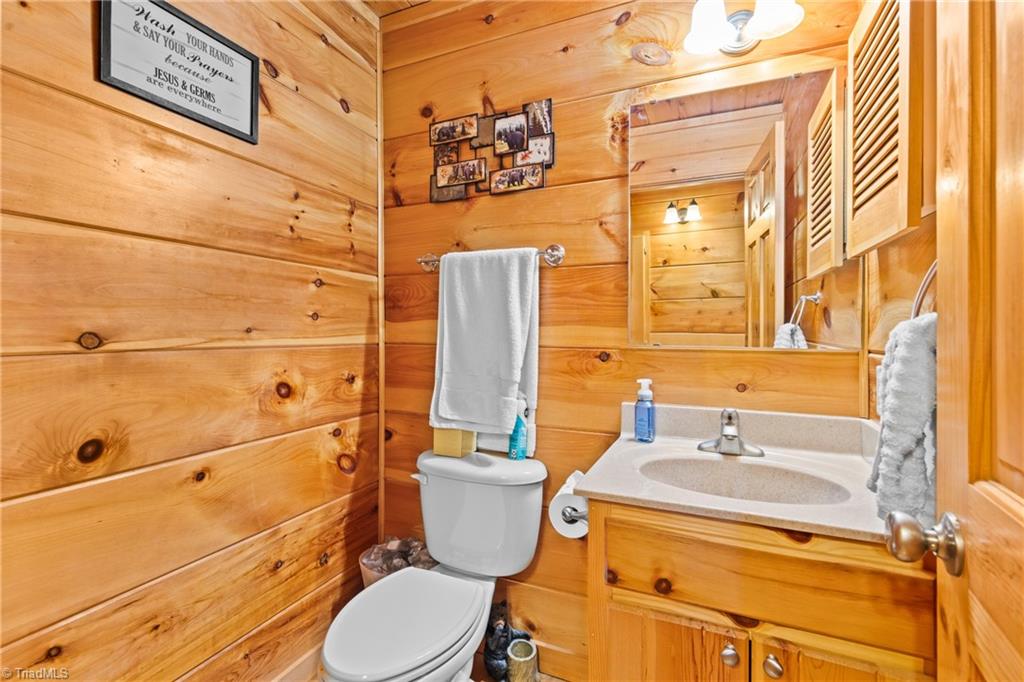 28 Outback Trail, Nebo, North Carolina image 13