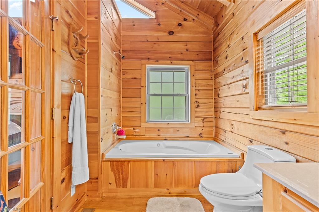 28 Outback Trail, Nebo, North Carolina image 22