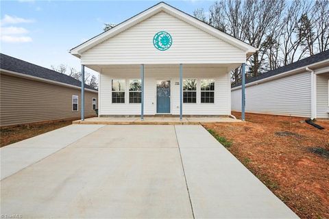 Homes For Sale - 715 Meadowgreen Village Drive<br/> Rockingham County, Eden, NC 27288