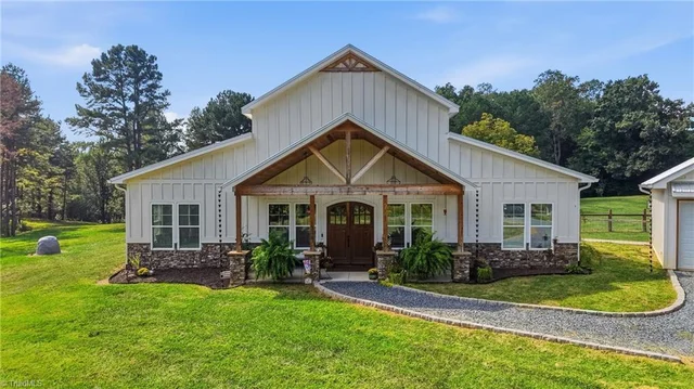 1336 Union Church Road, photo 3 of 50