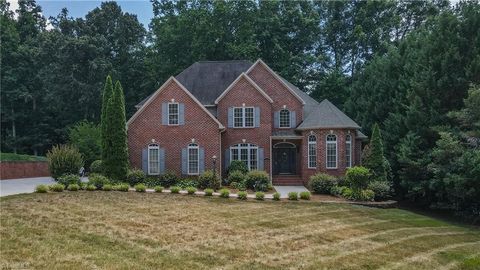 Homes For Sale - 219 Birchwood Lane<br/> Mocksville, NC 27028