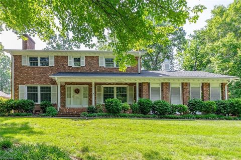 Single Family Residence in High Point NC 946 Croyden Street.jpg