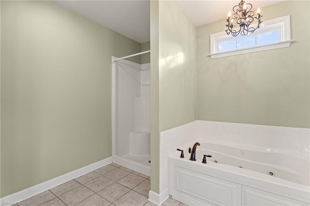 Pfafftown, North Carolina 27040, United States, 3 Bedrooms Bedrooms, ,2 BathroomsBathrooms,Residential,Active,245073