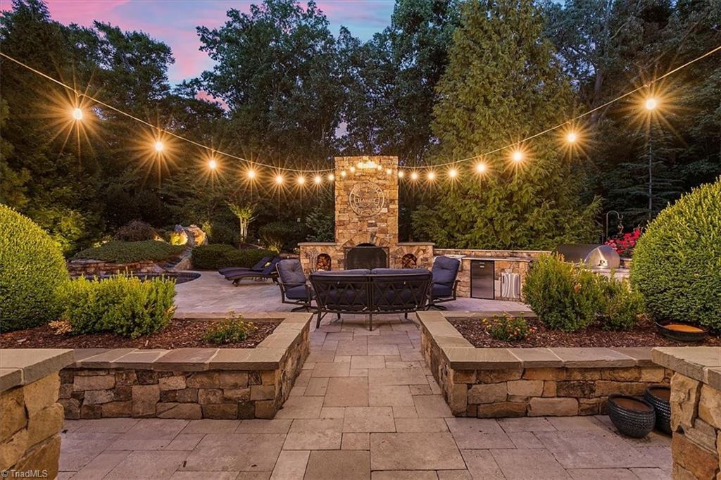 6324 Poplar Forest Drive