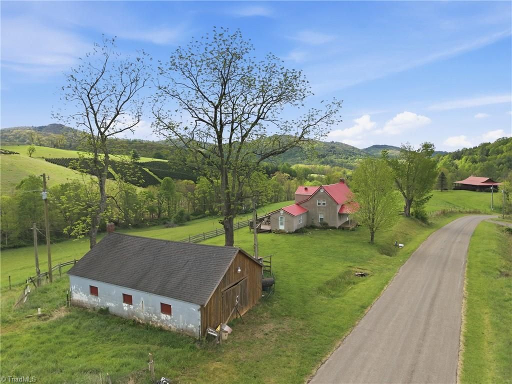 Photo of 4793 Cheek Mountain Road, Laurel Springs, NC 28644 (MLS # 1218601)