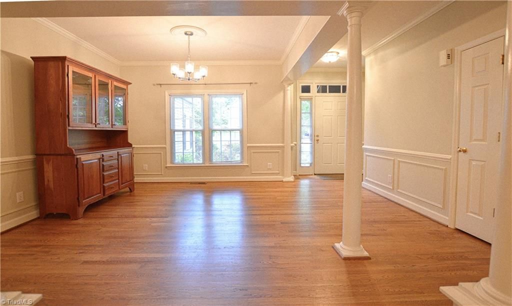 Photo of 6880 Greenbrook Drive, Clemmons, NC 27012 (MLS # 1222435)