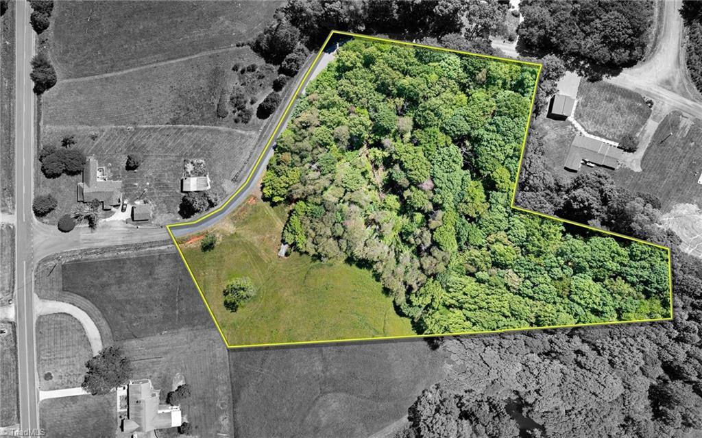 Twin Cedars Road, Yadkinville, North Carolina image 39