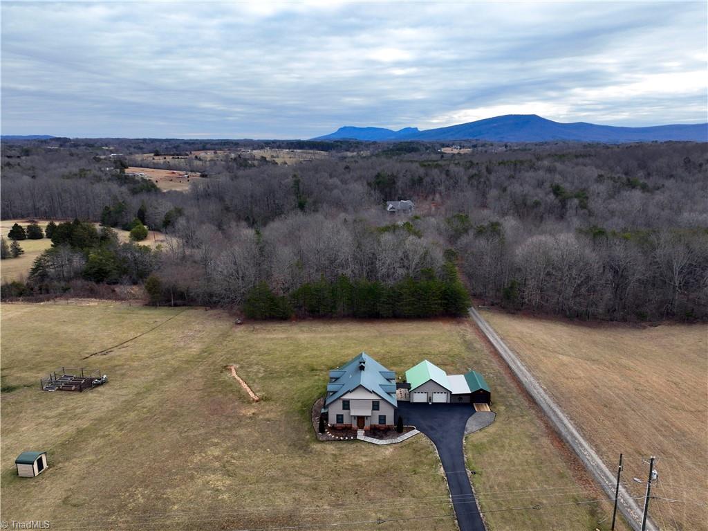 650 Carson Road, Pilot Mountain, North Carolina image 6