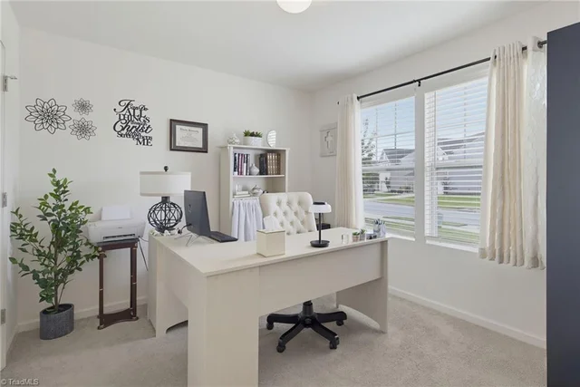 5518 Baverhof Drive, photo 3 of 29