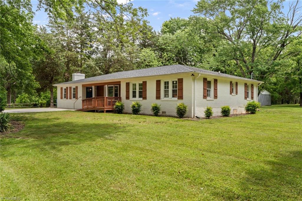 6925 Wooden Rail Lane, Summerfield, North Carolina image 2