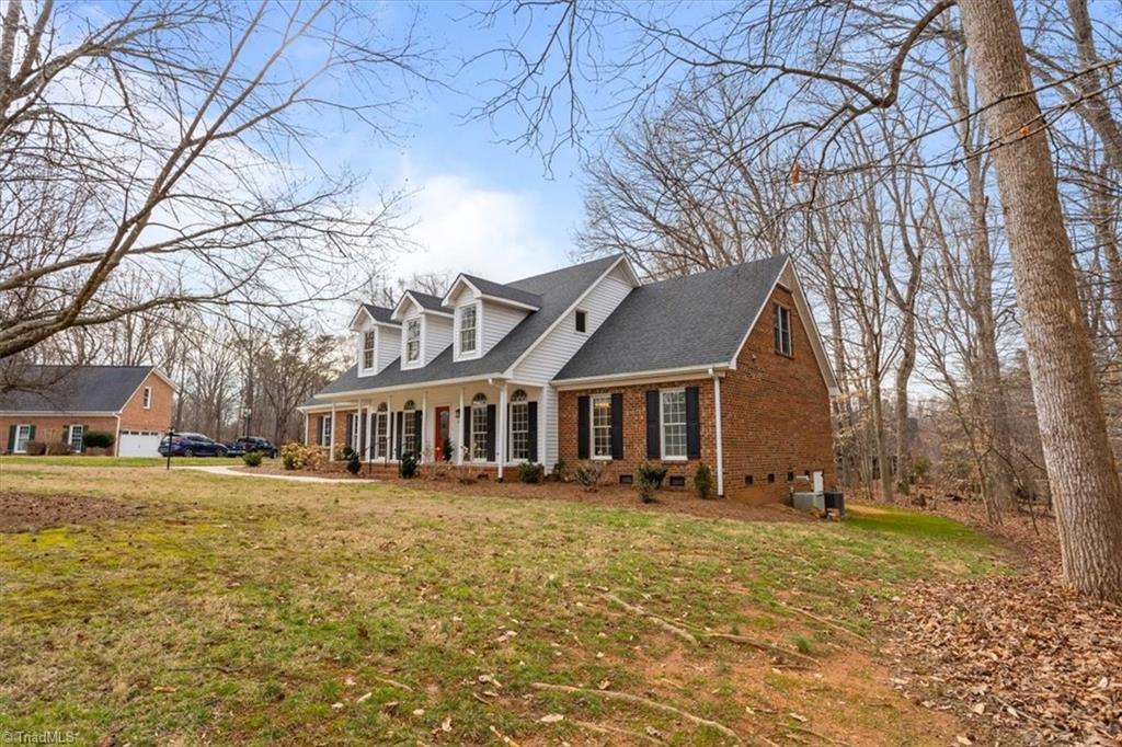 6101 Oak Glenn Court