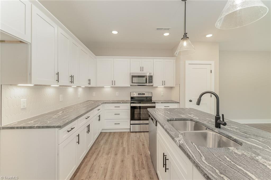 939 Cannon Crossing Circle, Greensboro, North Carolina image 6