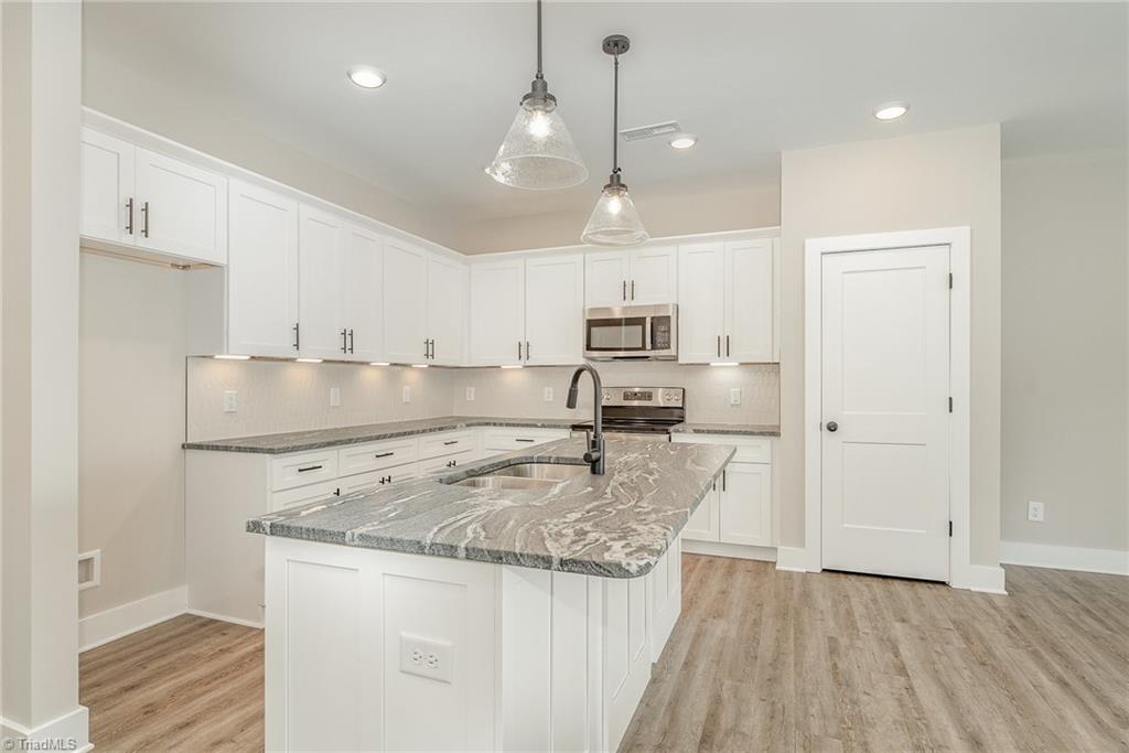 939 Cannon Crossing Circle, Greensboro, North Carolina image 3