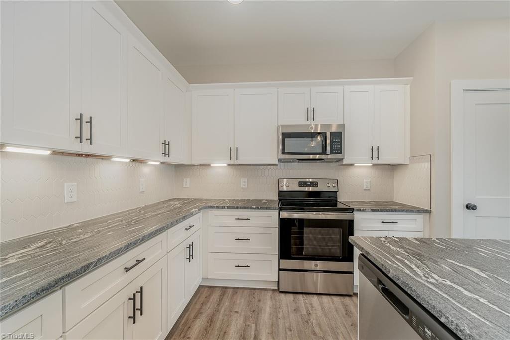 939 Cannon Crossing Circle, Greensboro, North Carolina image 8