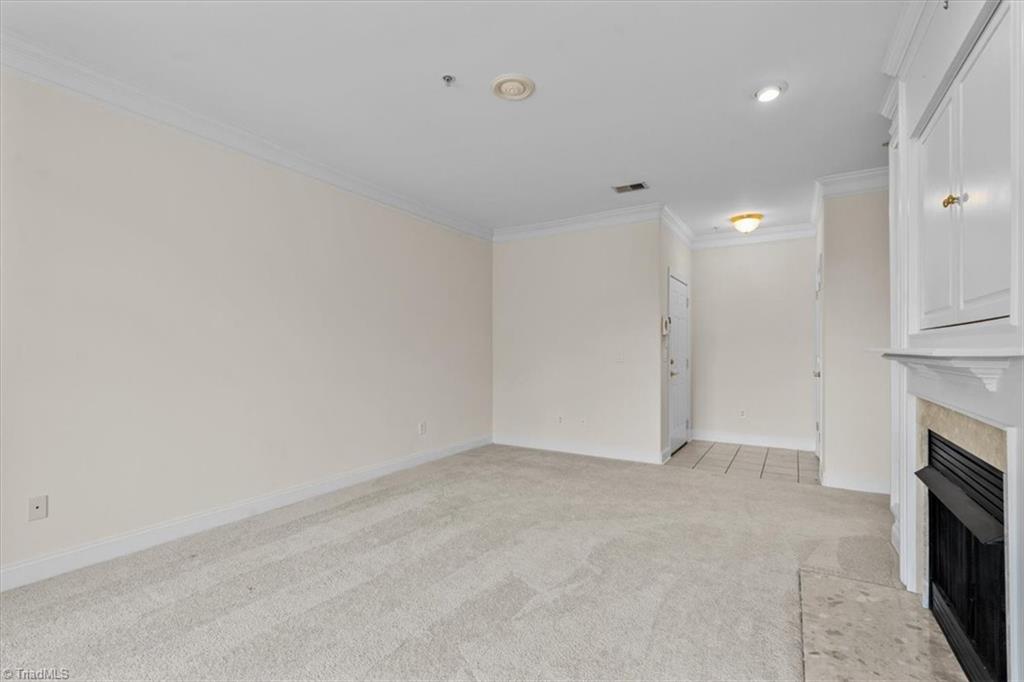 524 College Road 306