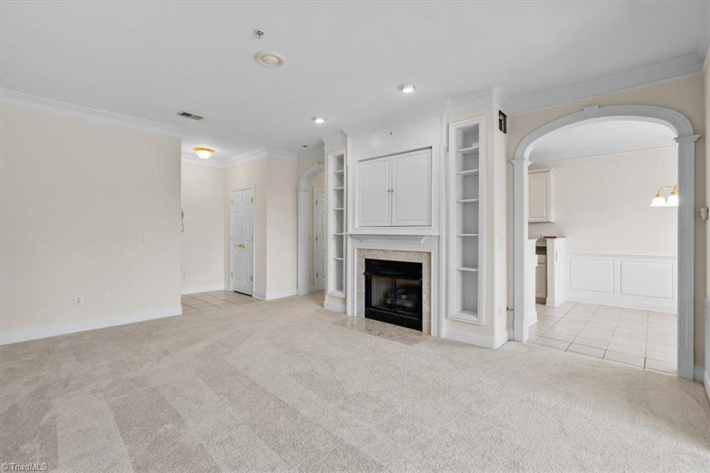 524 College Road 306