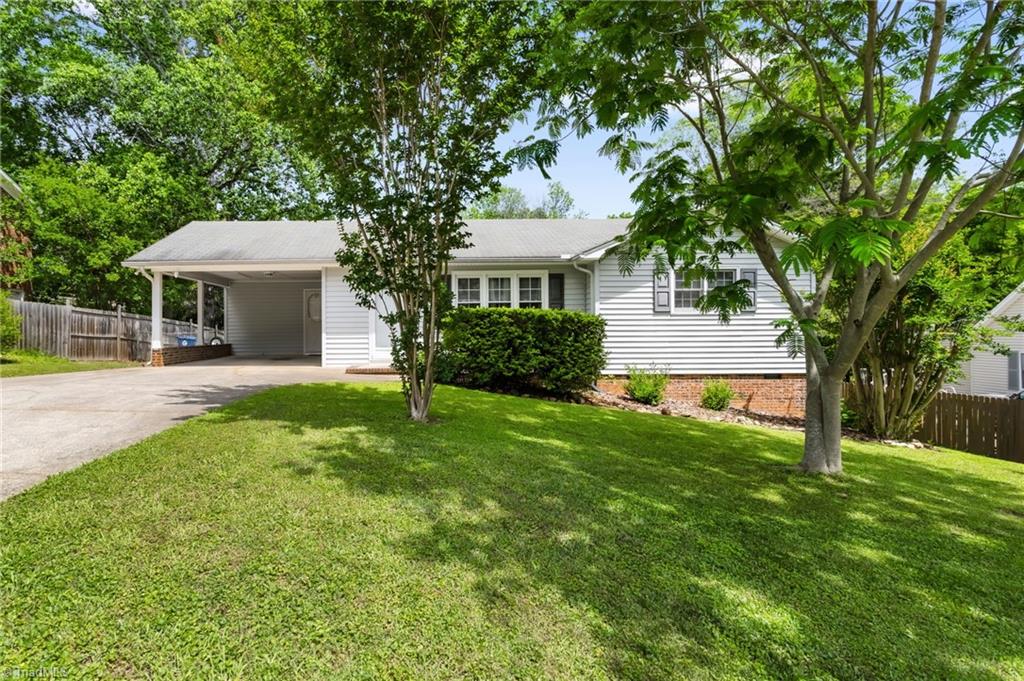 211 Sharon Lane, Randleman, North Carolina image 1